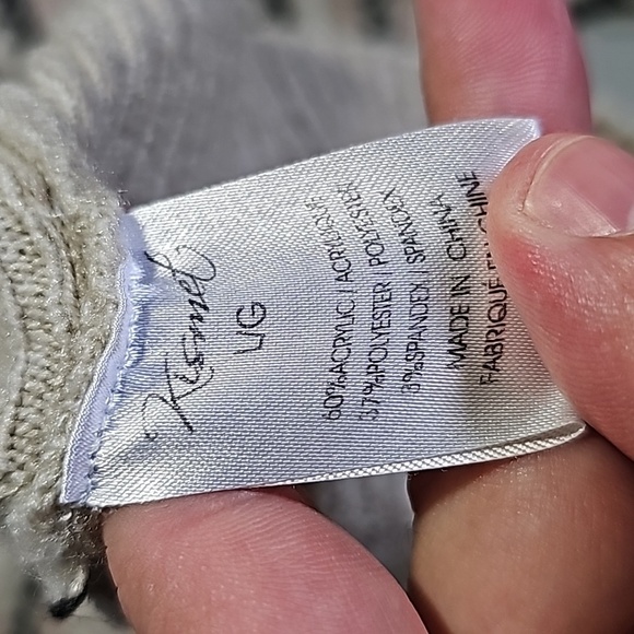 Kismet large scoop neck long sleeve sweater - Picture 6 of 6